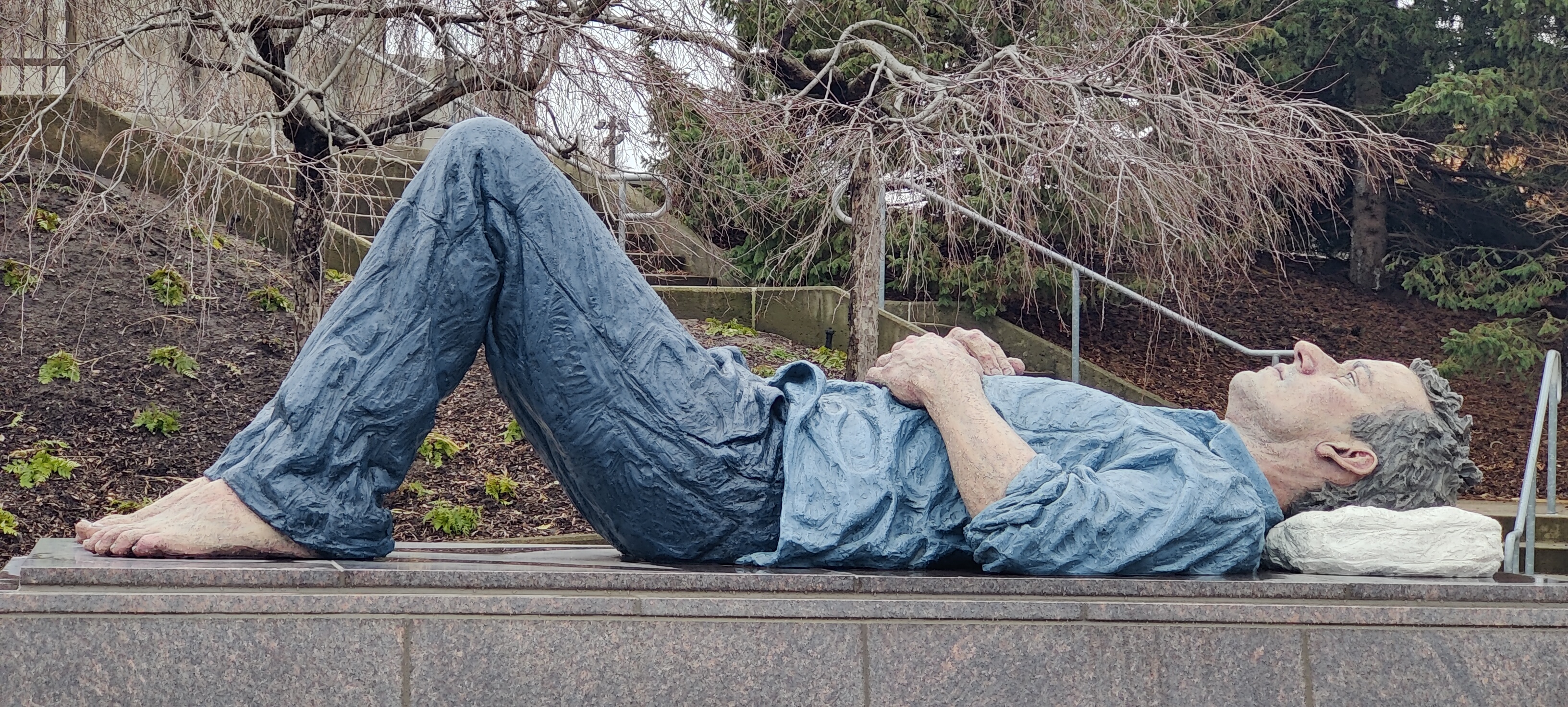 This guy is a whole mood. (Sean Henry. _Lying Man_, 2003.)